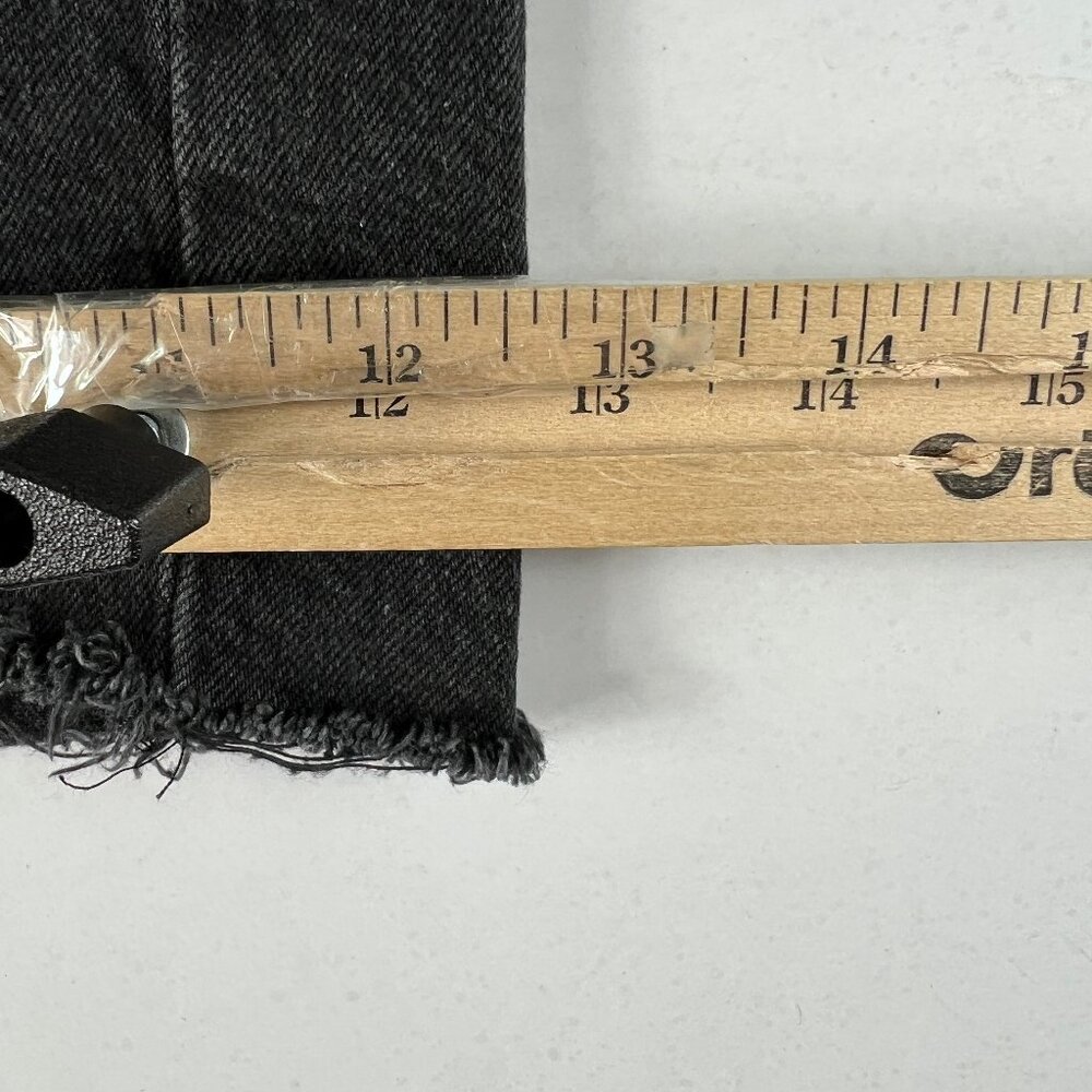 Levi's Jean Short Women 34 501 High Rise Black Cut Off Cotton Denim Jorts Tag 34 - Picture 14 of 16